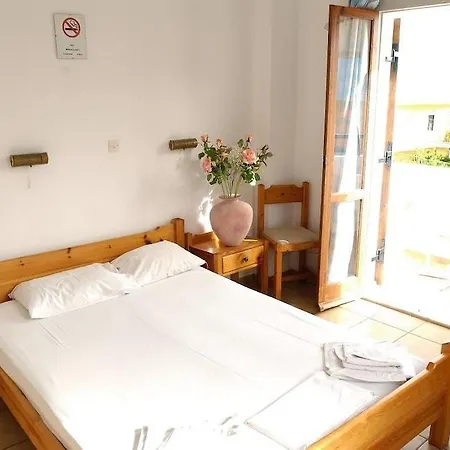 Semiramis Hotel 3*