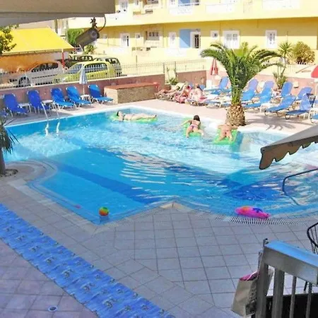 Hotel Semiramis 3*